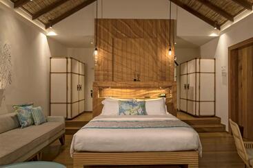 Resort Constance Moofushi Maldives All Inclusive