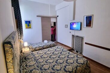 هتل Albergo Casa Peron