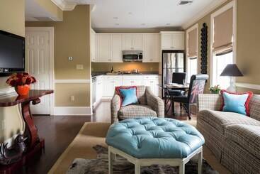 فندق Delamar Southport