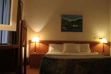 Hostal Gran Via Levante