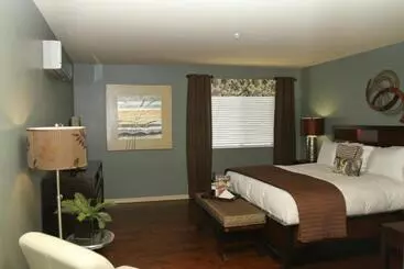 בית מלון כפרי The Tavern