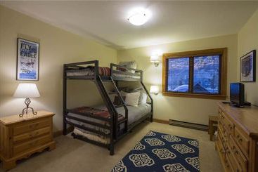 آپارتمان Cimarron Lodge