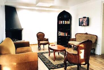 בית מלון כפרי Muros Quito