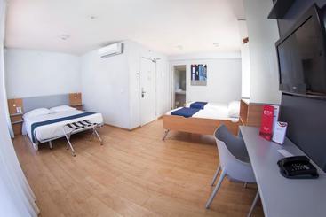 בית מלון כפרי Orpheo Express