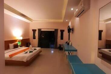 Khaolak Yama Resort Sha Plus