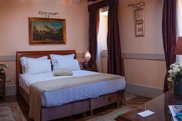 آپارتمان The Pucic Palace