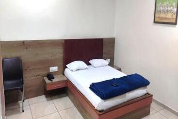 Hotel Royal Residency