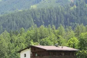Hotel Apart Tuxertal