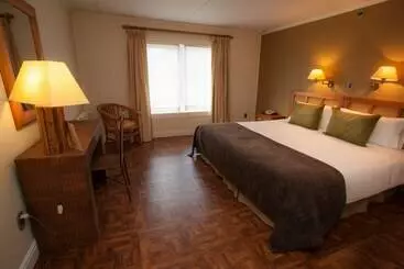 בית מלון כפרי Lodge Lakutaia