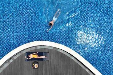 Pullman Lombok Merujani Mandalika Beach Resort