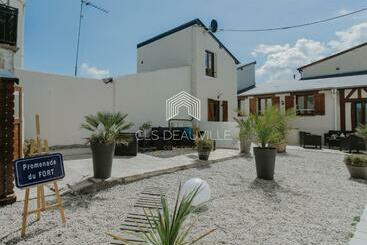 מלון דירות Abandonner Son Quotidien C.l.s Deauville