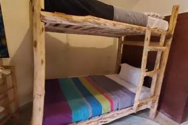 هاستل Kizumba House
