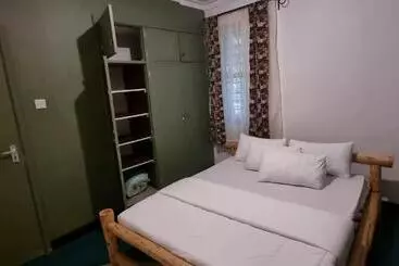 هاستل Kizumba House