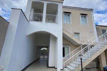 تختخواب و صبحانه Ilpostogiusto