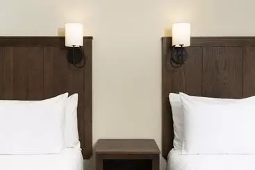 Hotelli Kanuga Inn & Lodging