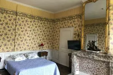 Bed & Breakfast Château D En Haut