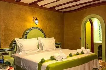 ペンション Riad Amnay