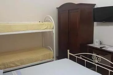 Pensió Casa Turistica Le Servite