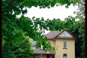 Tranquil Days Guest House   A Truly Exceptional Bed And Breakfast