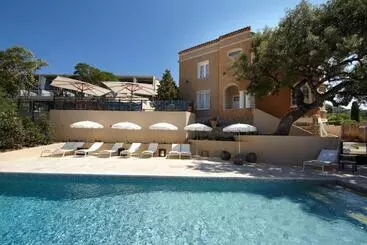 ホテル Les Terrasses Du Bailli