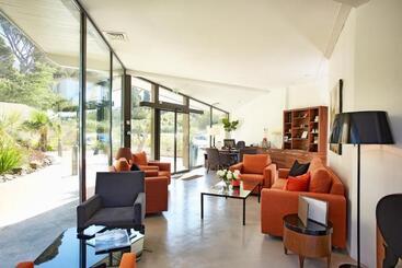 فندق Les Terrasses Du Bailli