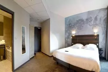 Hotel Logis Hôtel Victor Hugo & Spa