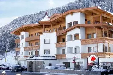 Natur  & Wanderhotel Tuxertal