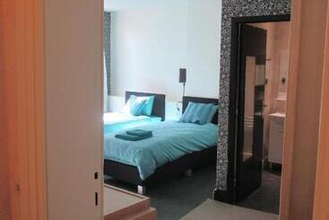 פנסיון Guest House Feliz