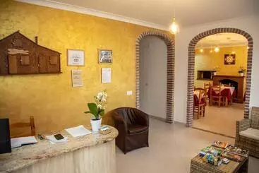 住宿加早餐  Haidi House