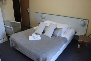 ホテル Hôtel Le Danicheff