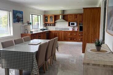 膳宿费 Ark Accommodation