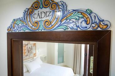 호스텔 Posada Boutique El Gallo Morón