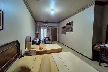 Hotelli Indiana Syariah Mitra Reddoorz