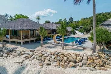 Absolute Beachfront Resort