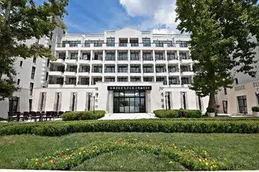 White Rock Castle Suite Hotel & Spa