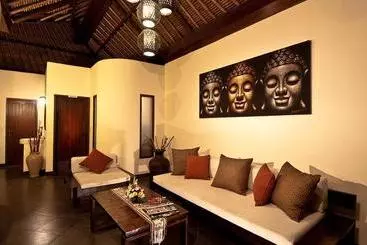 ویلا Jimbaran Bay Beach Residence