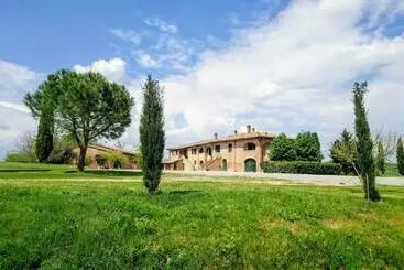 ホテル Agriturismo Casa Rossa