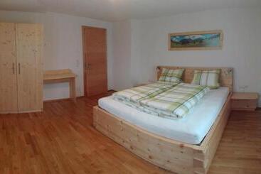 ホテル Ferienwohnung Berghof Pixner