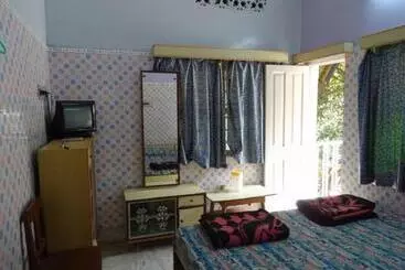 هتل Ranjana