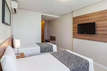 酒店 Days Inn By Wyndham Linhares