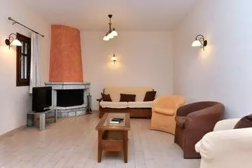 アパートメント Achelatis Traditonal Guest House