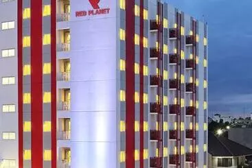 בית מלון כפרי Red Planet Pekanbaru