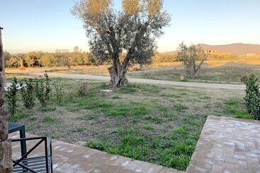 فندق Resort Fonte Vulci