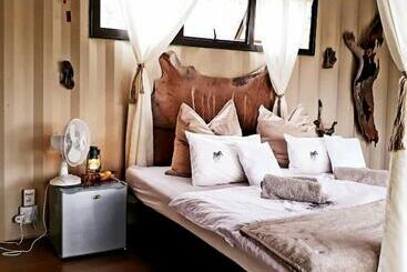 ホテル Camp Heckel Oubokberg