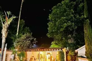 Majatalo La Casita Inn Bustamante