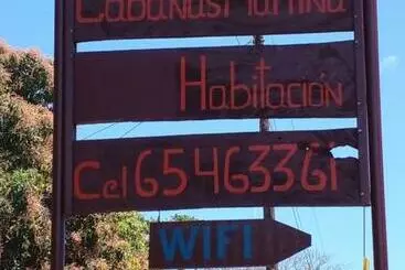 ペンション Cabañas Martina Surf Playa Guanico