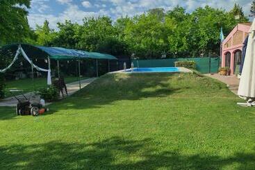 Pensão Nuestro Lugar En Luján De Cuyo, Cercano A Bodegas Y Viñedos