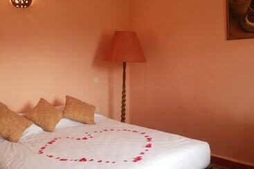 乡村酒店  Tatfi De L Atlas