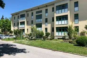 Apartahotel Arbeiterwohnheim Workers Dormitory Graz