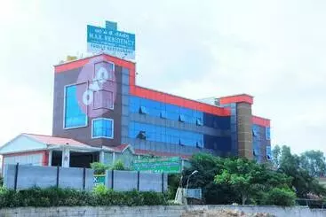 Hotel Mak Residency